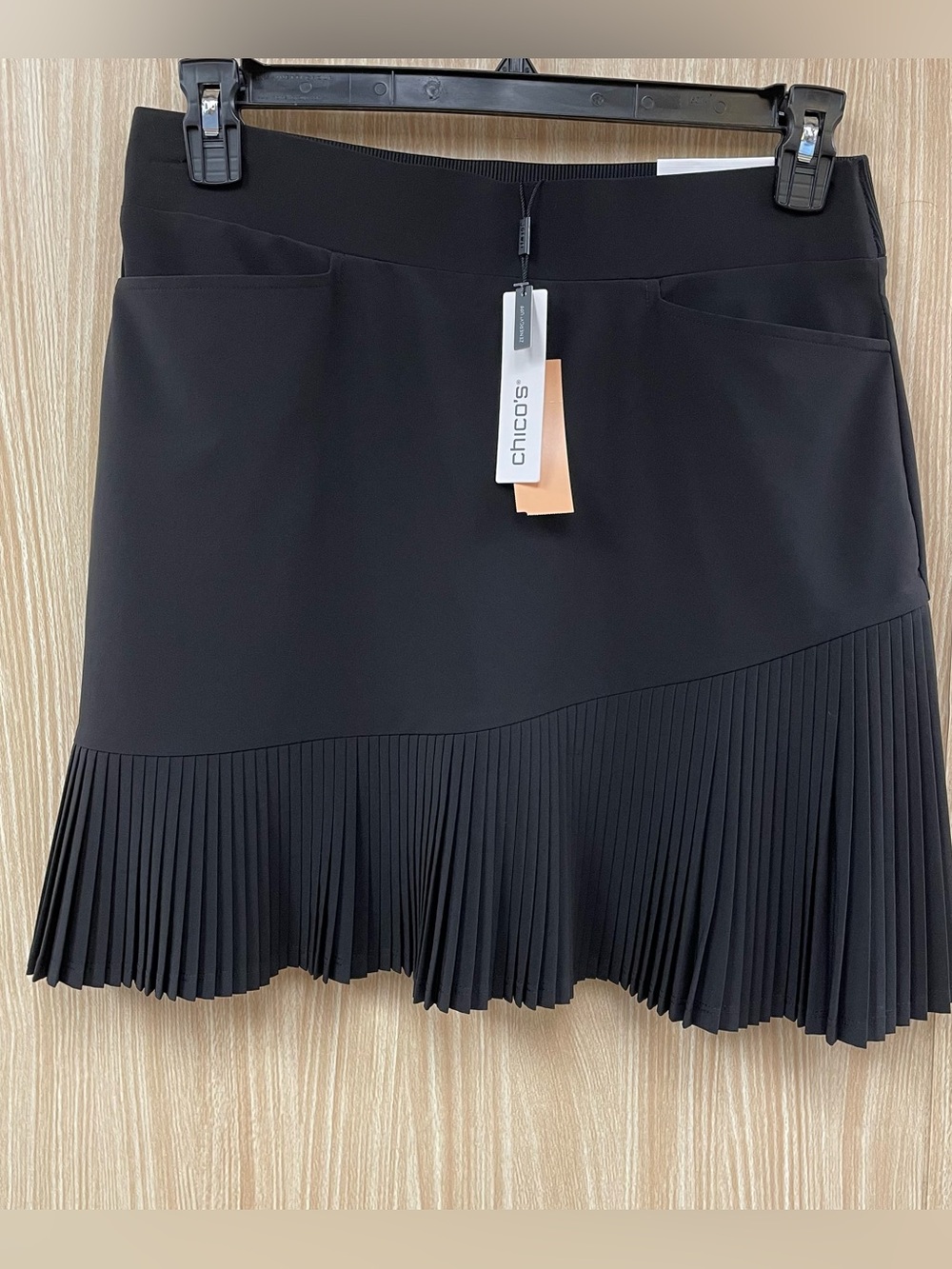 NWT Chico’s Black Skort Size 0 (Small)